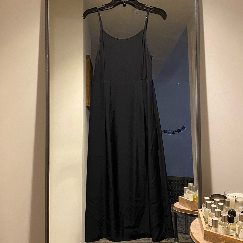 Aritzia Wilfred Joelle Midi Slip Dress (size S)